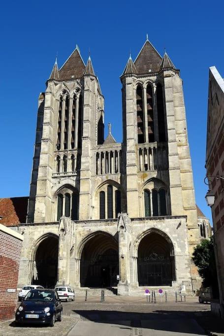 Appartement Coeur Centre Ville Noyon Εξωτερικό φωτογραφία