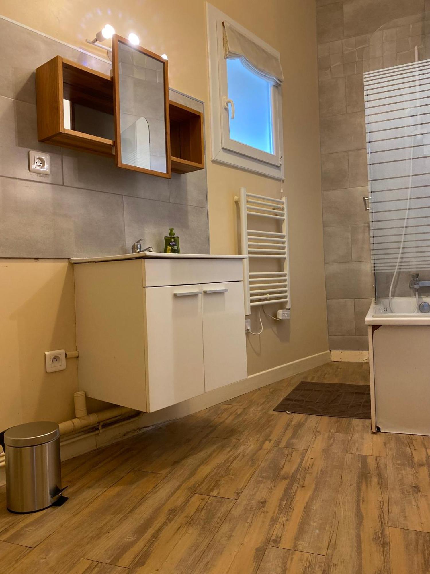 Appartement Coeur Centre Ville Noyon Εξωτερικό φωτογραφία